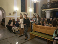 Brzezie: Biskup Włocławski poświęcił witraże i chrzcielnicę